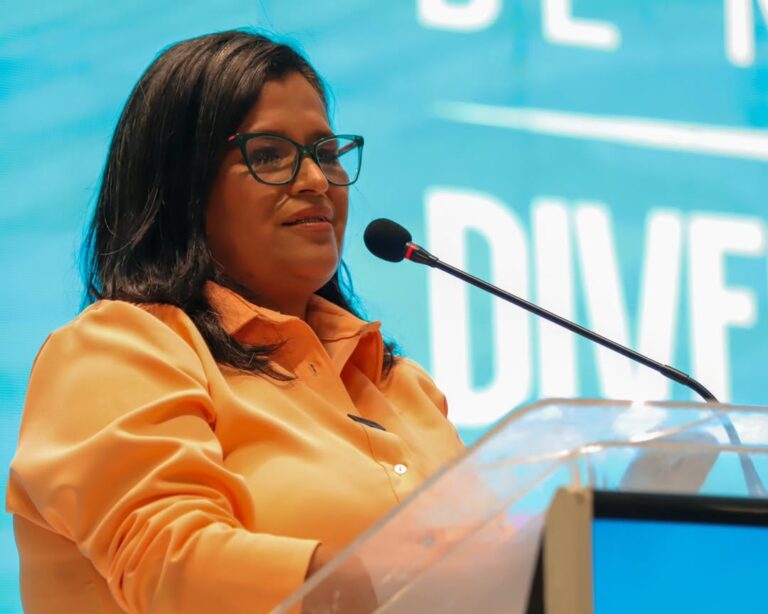 LA URT HACE SEGUNDO CONGRESO: GOBIERNO PETRO REVIERTE TENDENCIA HISTÓRICA DE RECHAZO A LAS VÍCTIMAS Y REFUERZA LA REPARACIÓN CON MEMORIA